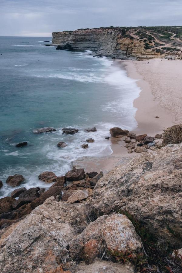 Gundi House Hostel Ericeira Buitenkant foto